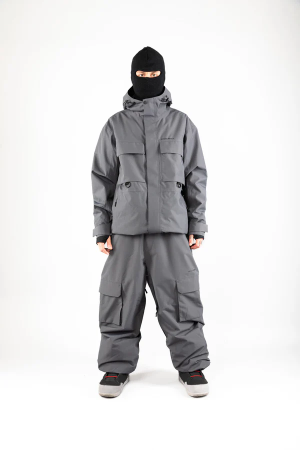 Beyond Medals Cargo 2L Pants - Anthracite - Image 7