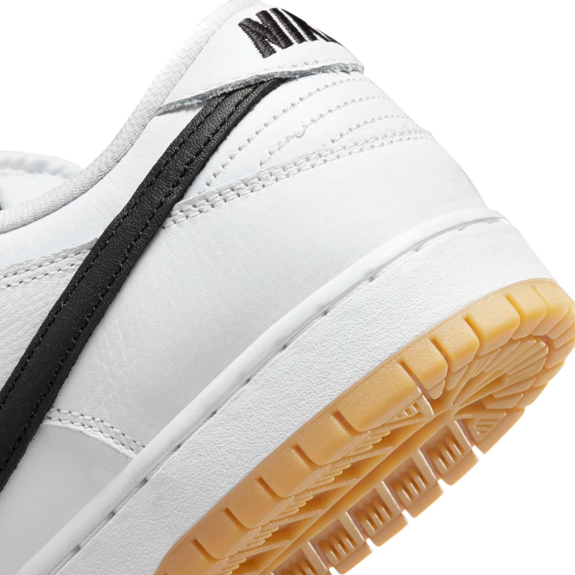Nike SB Dunk Low Pro - Image 7