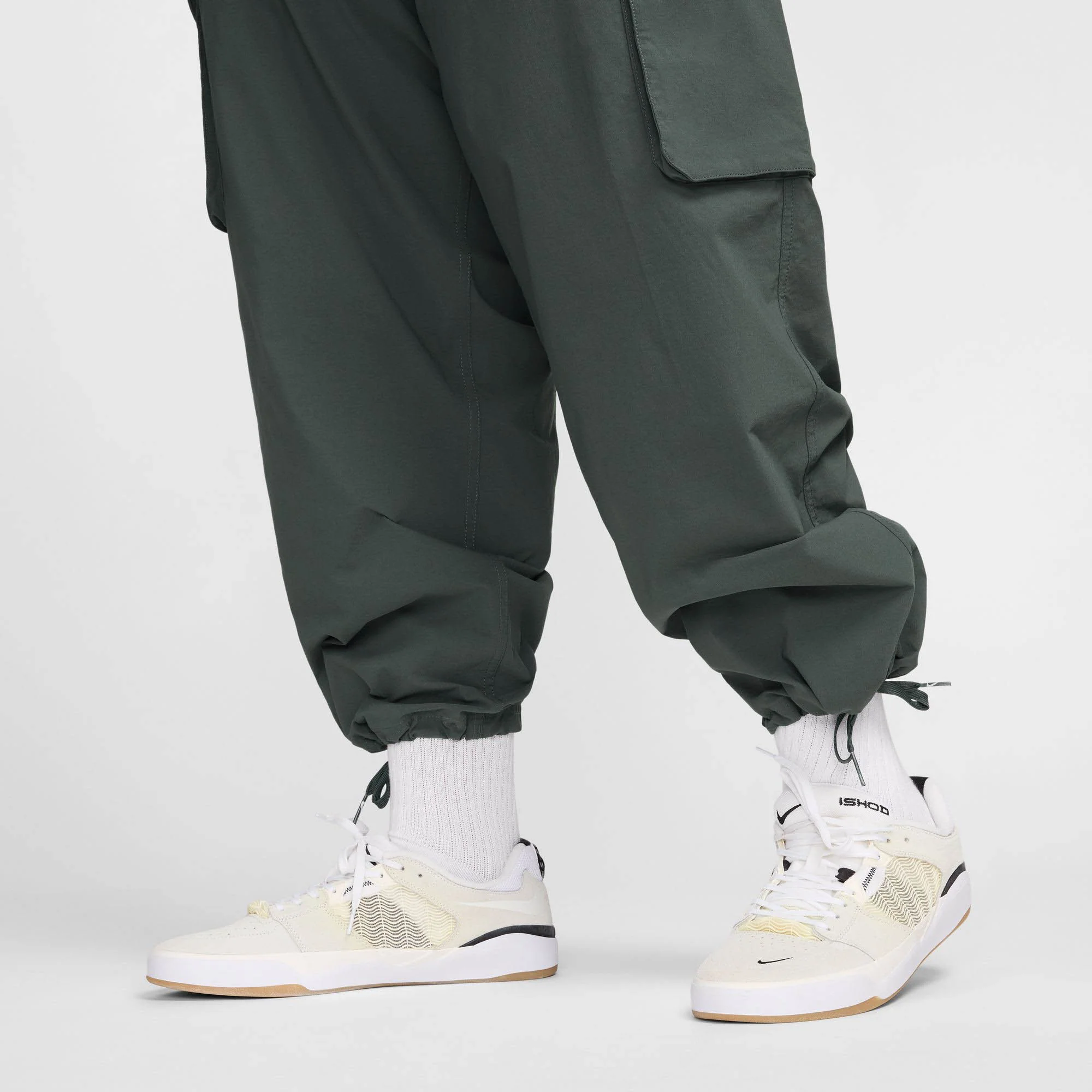 Nike SB Kearny Cargo Pant - Vintage Green - Image 5
