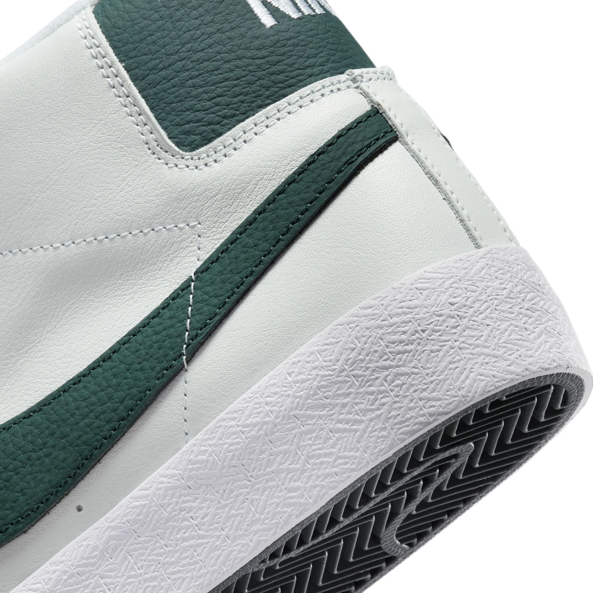 Nike SB Zoom Blazer Mid ISO - Image 13